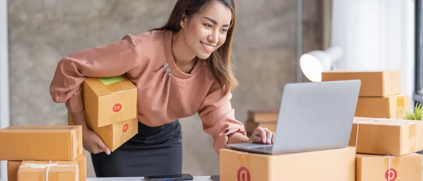 An e-commerce business owner with packed orders | Locad