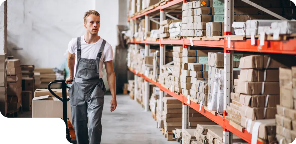 Distribution Center In E commerce LOCAD
